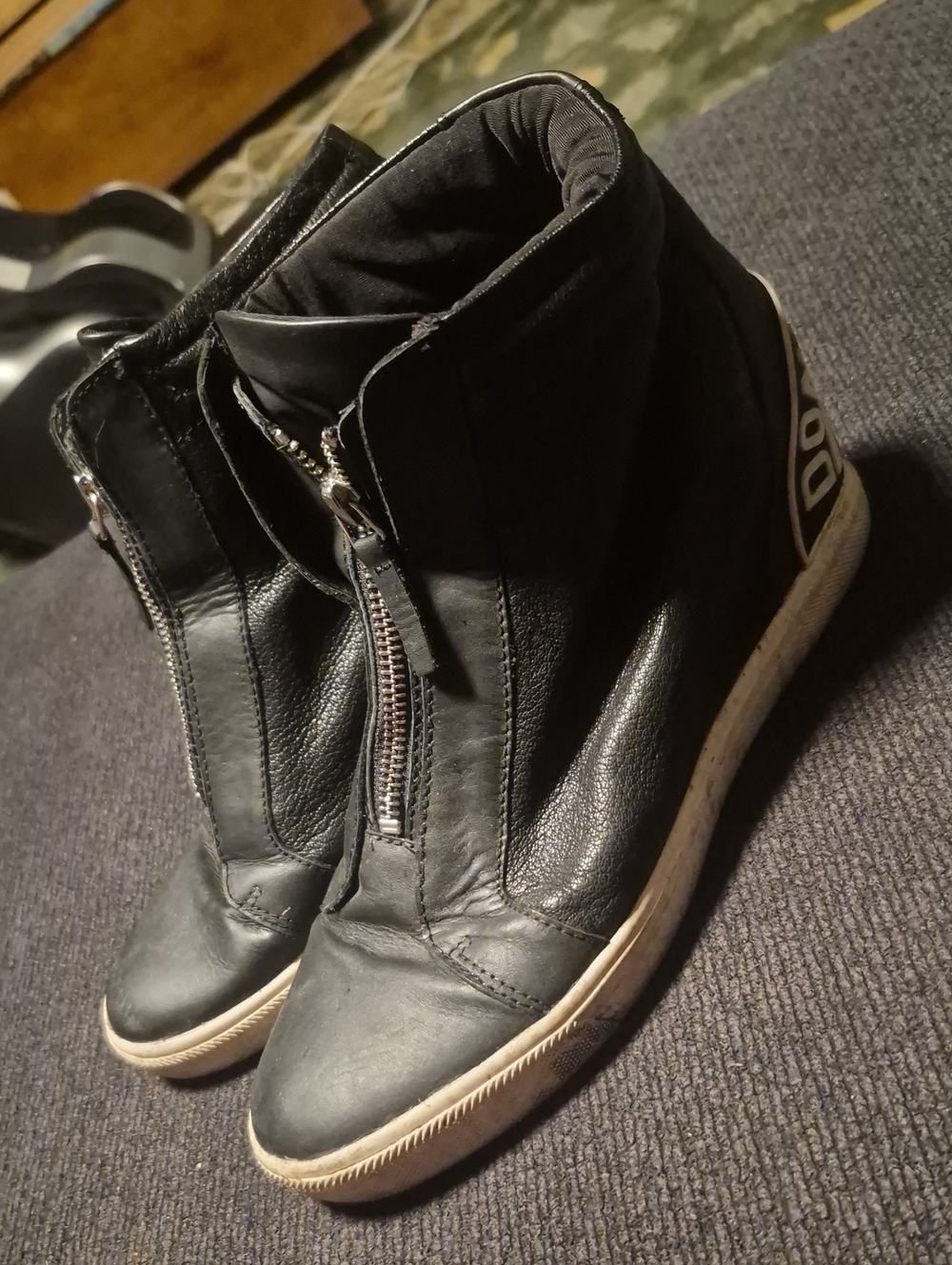 Donna Karan Black Wedge High-Top Sneakers with Front Zipper